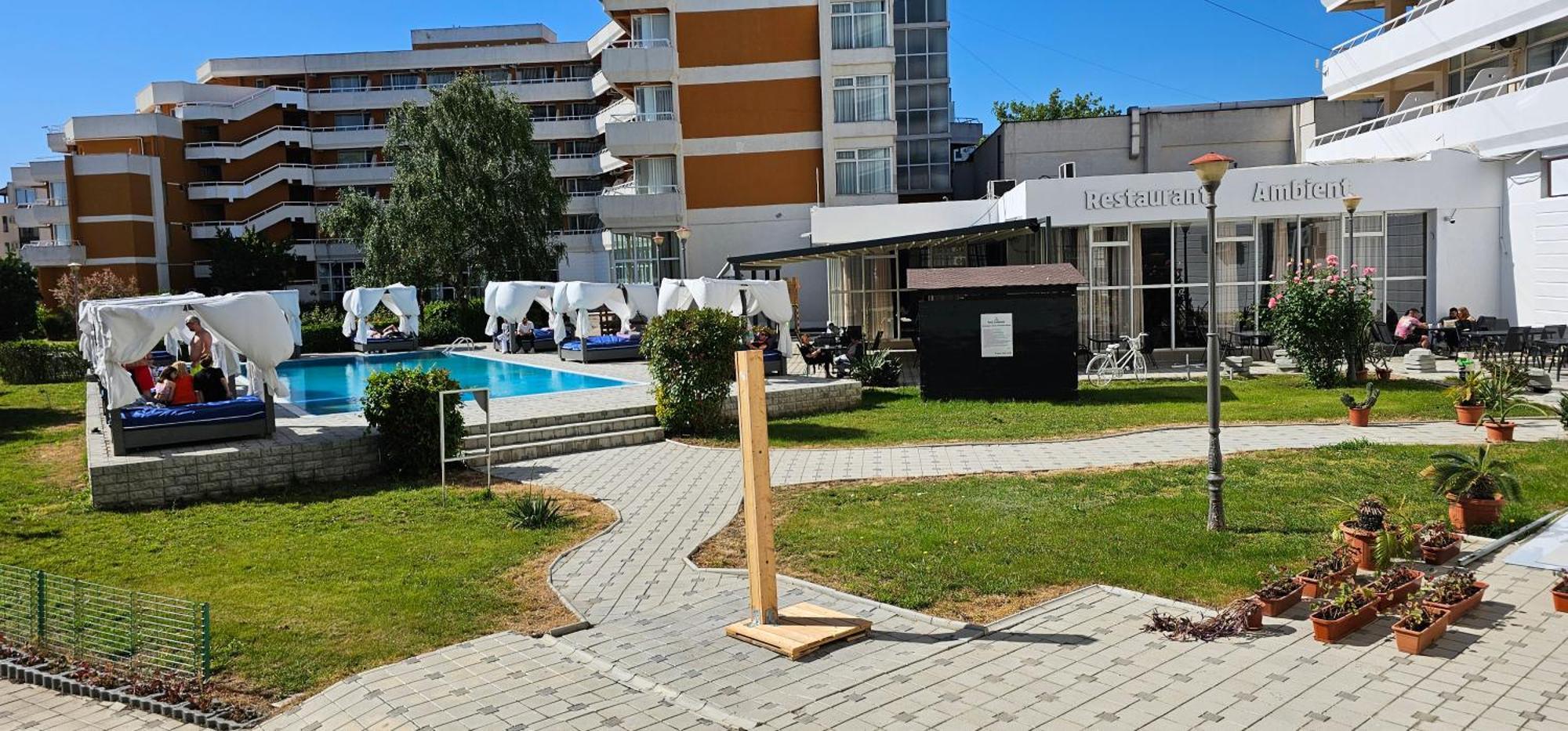 Hotel Ambasador Мамая Екстериор снимка