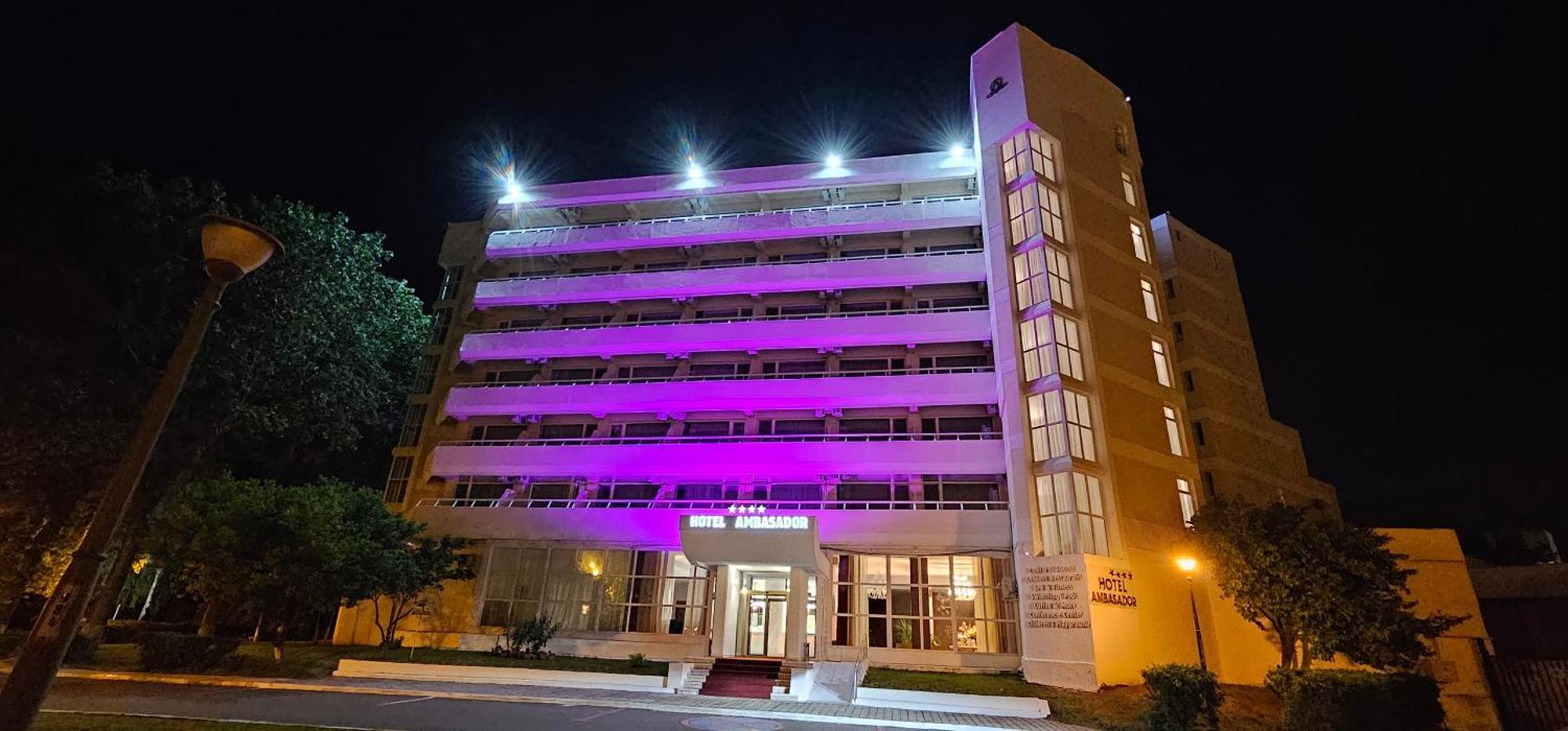 Hotel Ambasador Мамая Екстериор снимка